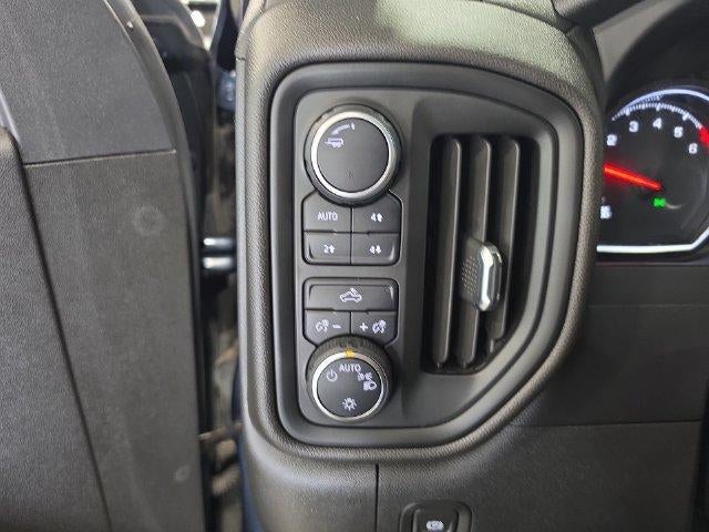 2022 Chevrolet Silverado 1500 LTD Crew Cab Short Box 4-Wheel Drive Custom Trail Boss