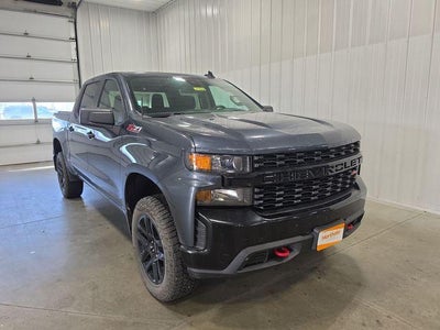 2022 Chevrolet Silverado 1500 LTD Crew Cab Short Box 4-Wheel Drive Custom Trail Boss