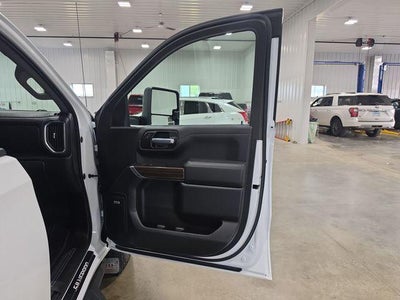 2021 Chevrolet Silverado 1500 Crew Cab Standard Box 4-Wheel Drive LT Trail Boss