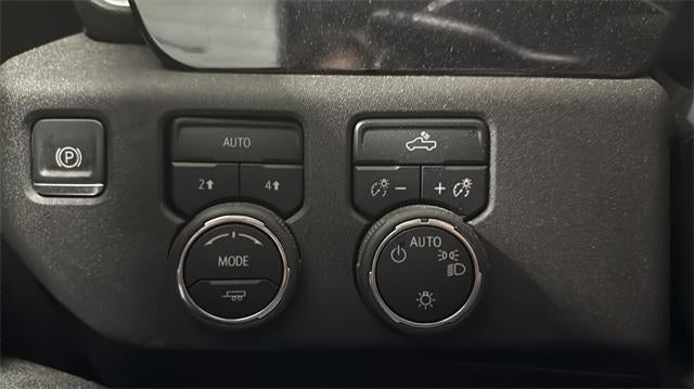 2023 Chevrolet Silverado 1500 Double Cab Standard Box 4-Wheel Drive LT 2FL