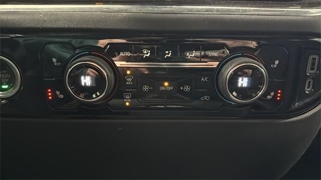 2023 Chevrolet Silverado 1500 Double Cab Standard Box 4-Wheel Drive LT 2FL