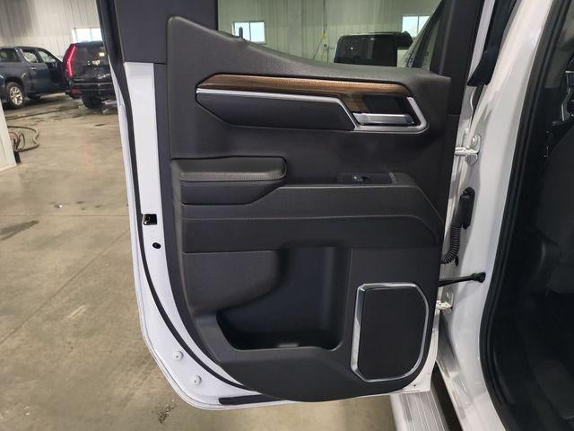 2024 Chevrolet Silverado 1500 Double Cab Standard Box 4-Wheel Drive LT 2FL