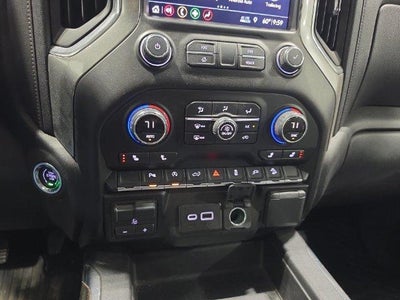 2019 Chevrolet Silverado 1500 Double Cab Standard Box 4-Wheel Drive RST