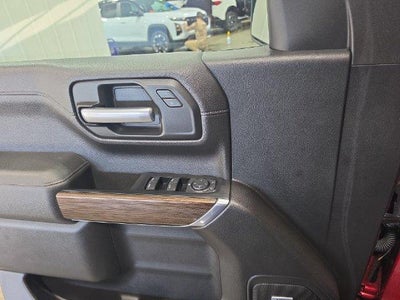 2019 Chevrolet Silverado 1500 Double Cab Standard Box 4-Wheel Drive RST