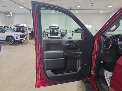 2019 Chevrolet Silverado 1500 Double Cab Standard Box 4-Wheel Drive RST
