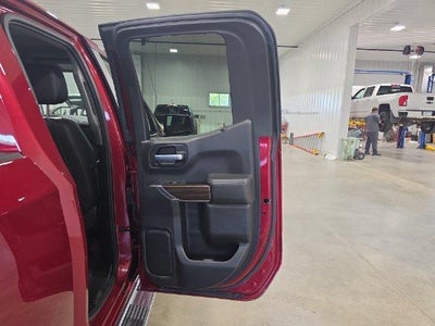 2019 Chevrolet Silverado 1500 Double Cab Standard Box 4-Wheel Drive RST