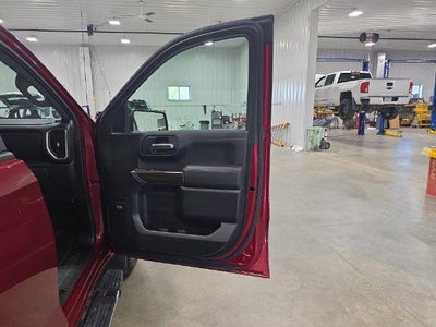 2019 Chevrolet Silverado 1500 Double Cab Standard Box 4-Wheel Drive RST