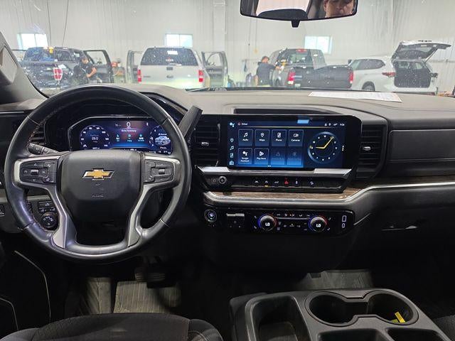 2024 Chevrolet Silverado 1500 Crew Cab Short Box 4-Wheel Drive LT 1LT