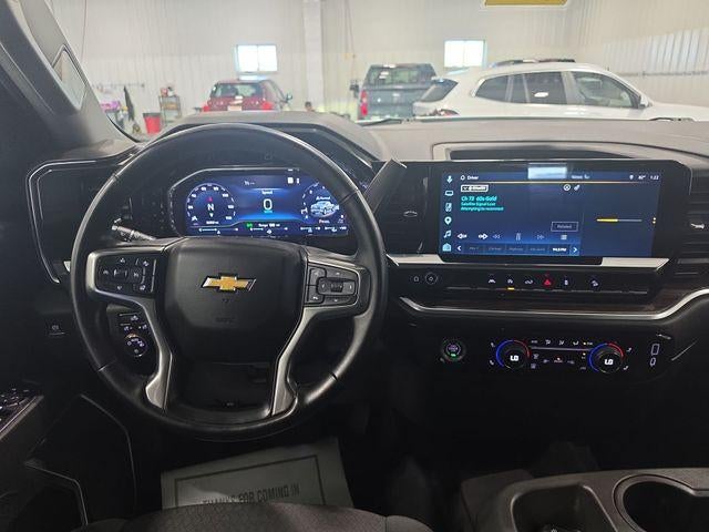 2023 Chevrolet Silverado 1500 Crew Cab Short Box 4-Wheel Drive LT 1LT