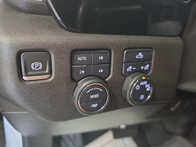 2023 Chevrolet Silverado 1500 Crew Cab Short Box 4-Wheel Drive LT 1LT
