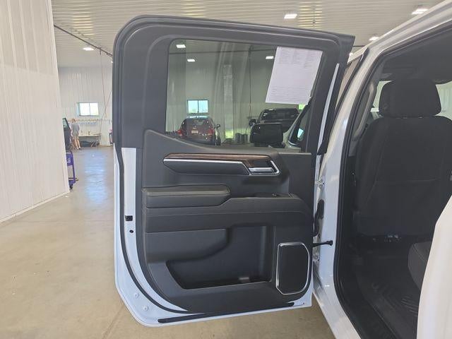 2023 Chevrolet Silverado 1500 Crew Cab Short Box 4-Wheel Drive LT 1LT