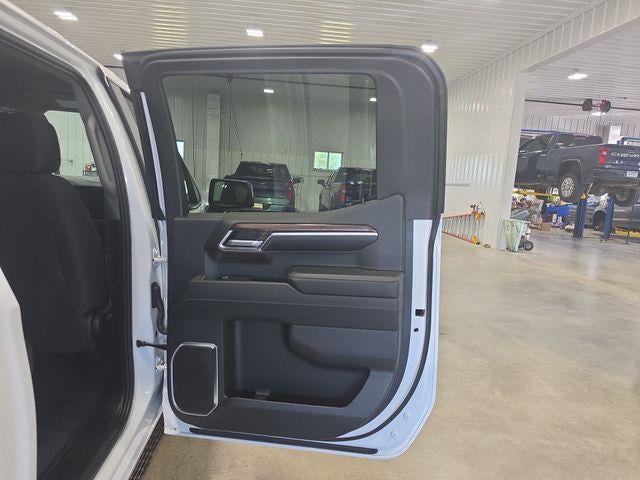2023 Chevrolet Silverado 1500 Crew Cab Short Box 4-Wheel Drive LT 1LT