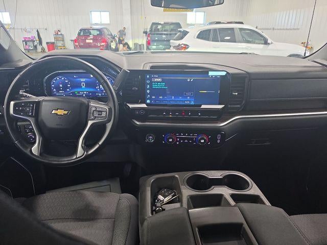 2023 Chevrolet Silverado 1500 Crew Cab Short Box 4-Wheel Drive LT 1LT