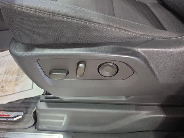 2023 Chevrolet Silverado 1500 Crew Cab Short Box 4-Wheel Drive RST