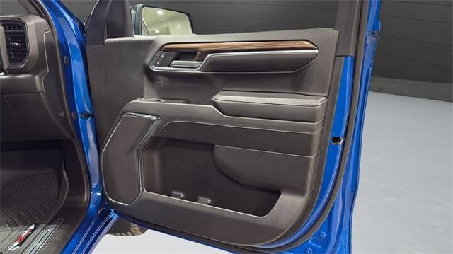 2023 Chevrolet Silverado 1500 Crew Cab Short Box 4-Wheel Drive RST