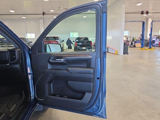 2024 Chevrolet Silverado 1500 Crew Cab Standard Box 4-Wheel Drive RST