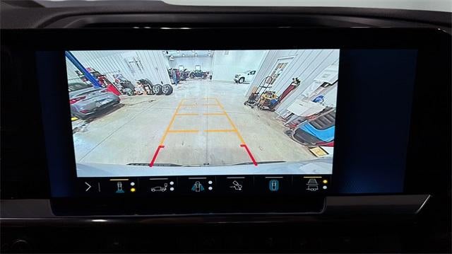 2022 Chevrolet Silverado 1500 Crew Cab Short Box 4-Wheel Drive LTZ