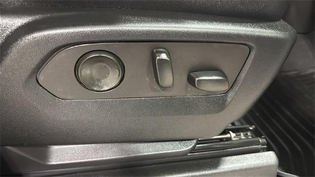 2022 Chevrolet Silverado 1500 Crew Cab Short Box 4-Wheel Drive LTZ