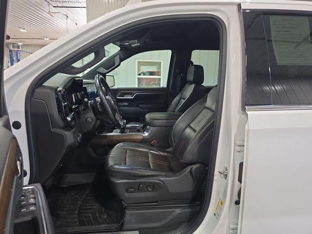 2023 Chevrolet Silverado 1500 Crew Cab Short Box 4-Wheel Drive High Country