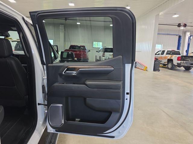 2023 Chevrolet Silverado 1500 Crew Cab Short Box 4-Wheel Drive High Country
