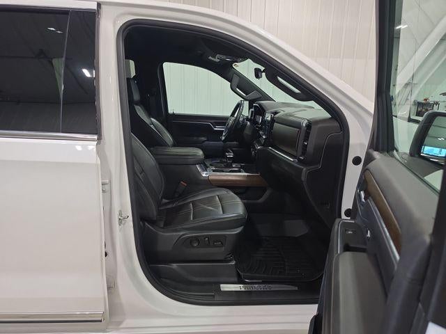 2023 Chevrolet Silverado 1500 Crew Cab Short Box 4-Wheel Drive High Country