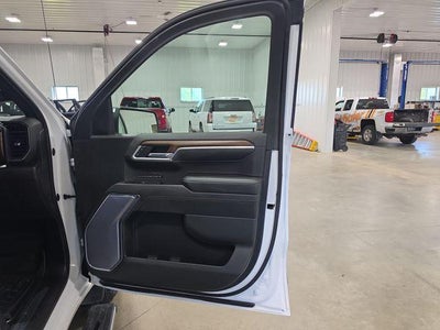 2023 Chevrolet Silverado 1500 Crew Cab Short Box 4-Wheel Drive High Country