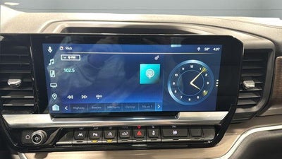 2022 Chevrolet Silverado 1500 Crew Cab Short Box 4-Wheel Drive High Country