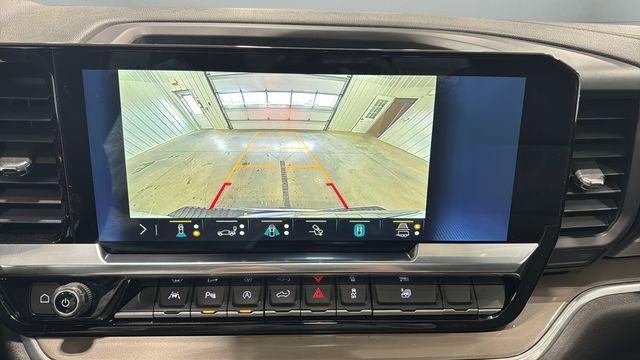 2022 Chevrolet Silverado 1500 Crew Cab Short Box 4-Wheel Drive High Country