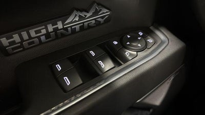 2022 Chevrolet Silverado 1500 Crew Cab Short Box 4-Wheel Drive High Country