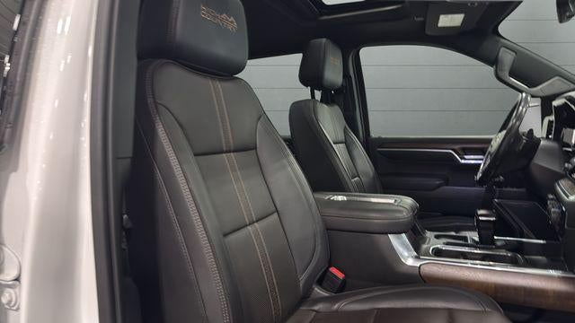 2022 Chevrolet Silverado 1500 Crew Cab Short Box 4-Wheel Drive High Country