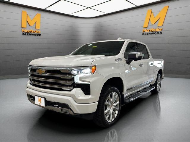 2022 Chevrolet Silverado 1500 Crew Cab Short Box 4-Wheel Drive High Country