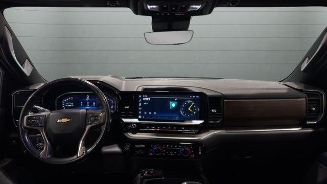 2022 Chevrolet Silverado 1500 Crew Cab Short Box 4-Wheel Drive High Country