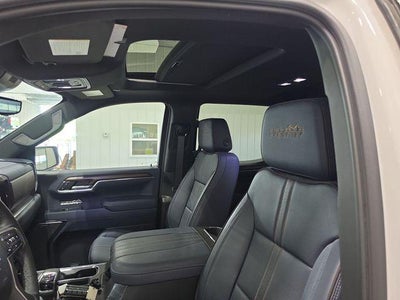 2024 Chevrolet Silverado 1500 Crew Cab Short Box 4-Wheel Drive High Country