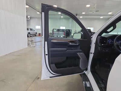 2024 Chevrolet Silverado 1500 Crew Cab Short Box 4-Wheel Drive High Country