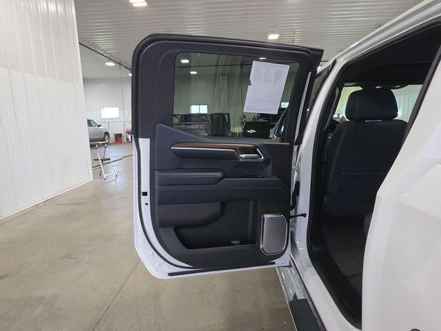 2024 Chevrolet Silverado 1500 Crew Cab Short Box 4-Wheel Drive High Country