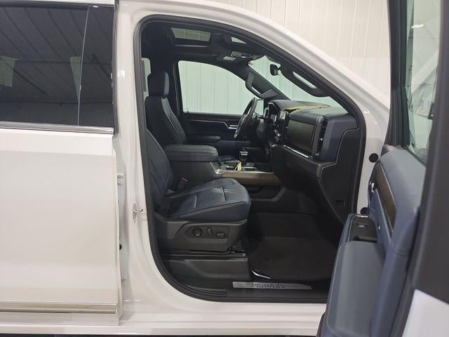 2024 Chevrolet Silverado 1500 Crew Cab Short Box 4-Wheel Drive High Country