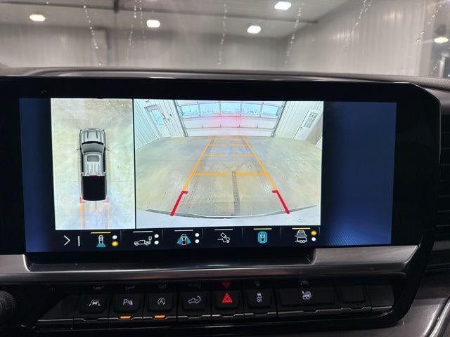 2023 Chevrolet Silverado 1500 Crew Cab Short Box 4-Wheel Drive High Country