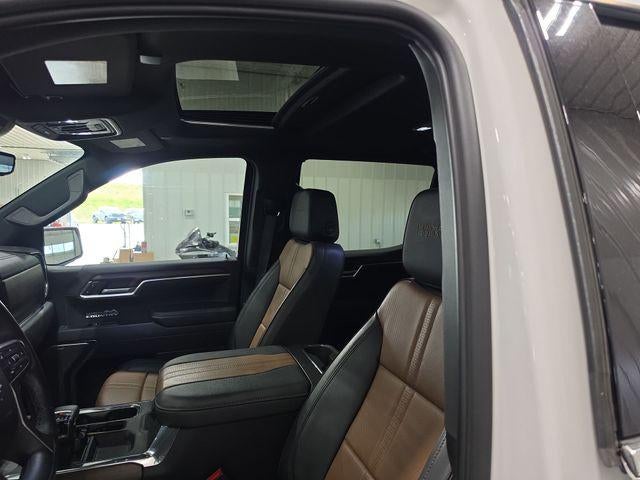 2024 Chevrolet Silverado 1500 Crew Cab Short Box 4-Wheel Drive High Country