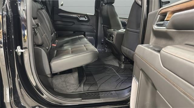 2023 Chevrolet Silverado 1500 Crew Cab Short Box 4-Wheel Drive High Country