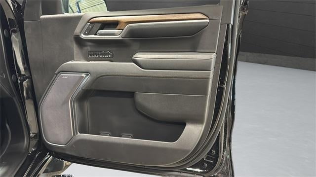 2023 Chevrolet Silverado 1500 Crew Cab Short Box 4-Wheel Drive High Country