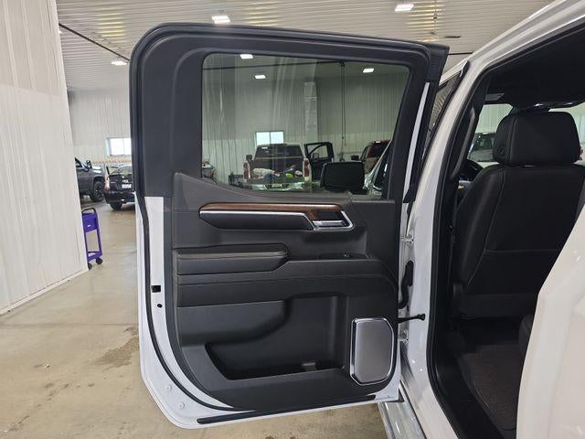 2024 Chevrolet Silverado 1500 Crew Cab Short Box 4-Wheel Drive High Country