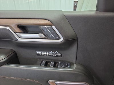 2024 Chevrolet Silverado 1500 Crew Cab Standard Box 4-Wheel Drive High Country
