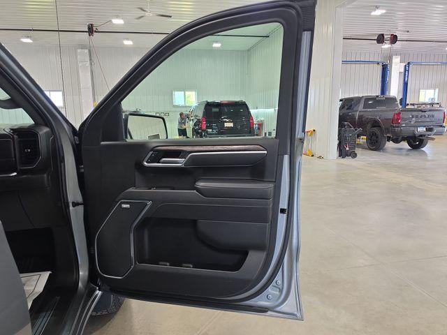 2025 Chevrolet Silverado 1500 Crew Cab Short Box 4-Wheel Drive LTZ