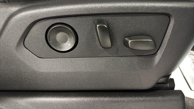 2025 Chevrolet Silverado 1500 Crew Cab Short Box 4-Wheel Drive High Country