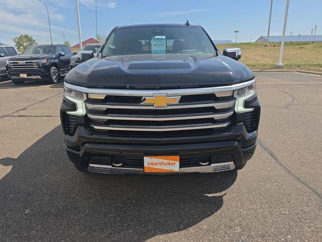 2026 Chevrolet Silverado 1500 Crew Cab Short Box 4-Wheel Drive High Country