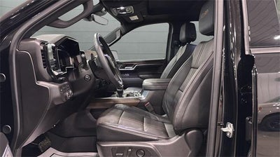 2025 Chevrolet Silverado 1500 Crew Cab Short Box 4-Wheel Drive High Country