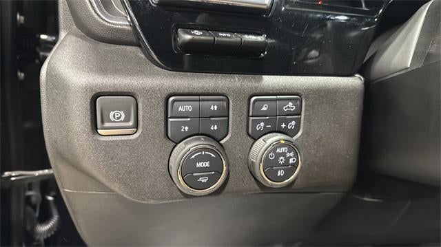 2025 Chevrolet Silverado 1500 Crew Cab Short Box 4-Wheel Drive High Country