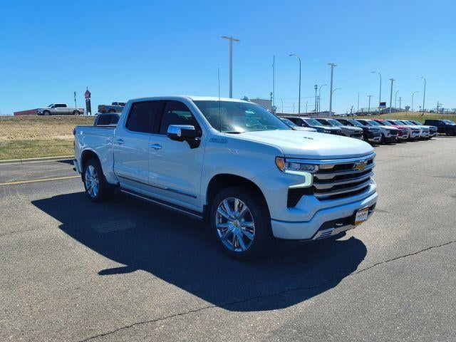 2026 Chevrolet Silverado 1500 Crew Cab Short Box 4-Wheel Drive High Country