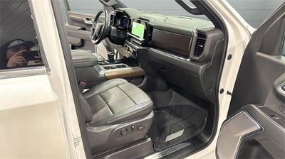 2025 Chevrolet Silverado 1500 Crew Cab Short Box 4-Wheel Drive High Country