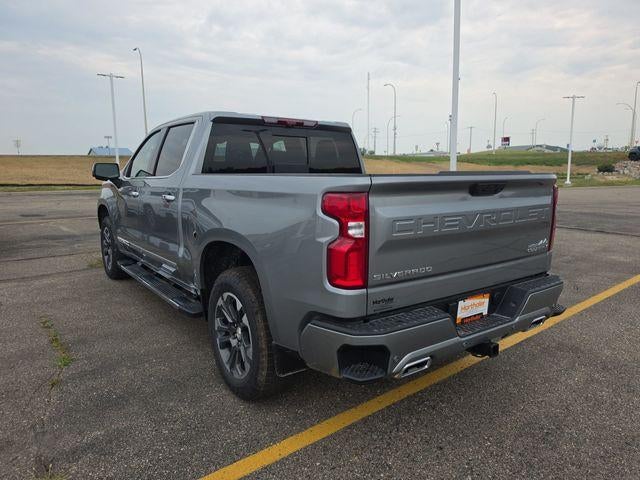 2026 Chevrolet Silverado 1500 Crew Cab Short Box 4-Wheel Drive High Country